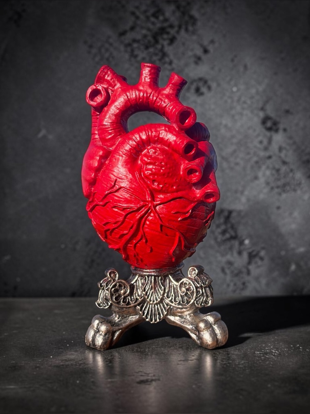 GOTHIC ANATOMICAL HEART RESIN SCULPTURE ON ORNATE CLAW-FOOT STAND